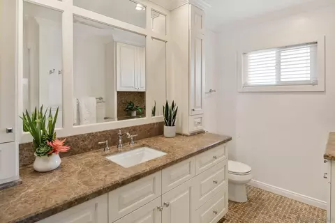 Bath - 6359 Lambda Dr, San Diego, CA 92120 photo 2 of 10