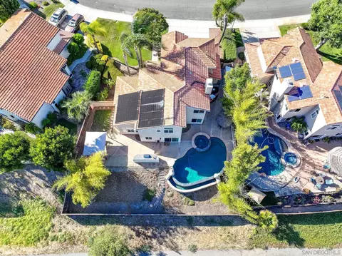 View/Area - 5056 Corte Alacante, Oceanside, CA 92057 photo 8 of 11