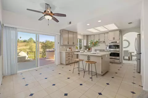 Kitchen - 5056 Corte Alacante, Oceanside, CA 92057 photo 2 of 5