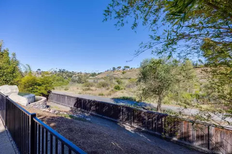 Exterior - 5056 Corte Alacante, Oceanside, CA 92057 photo 5 of 8