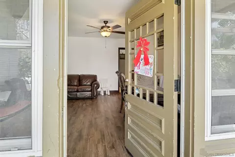 845 W 3rd, Escondido, CA 92025 photo 4