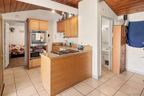845 W 3rd, Escondido, CA 92025 photo 26