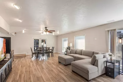 10014 Gemtree Way, Santee, CA 92071 photo 11