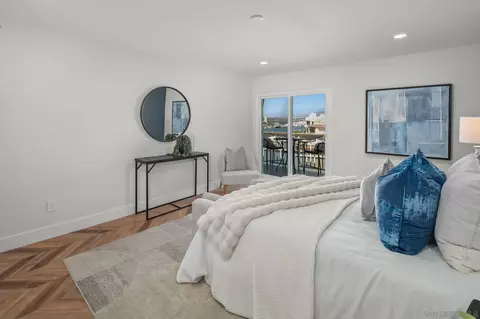 90 Montego Ct, Coronado, CA 92118 photo 34