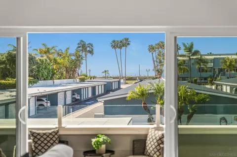 90 Montego Ct, Coronado, CA 92118 photo 3