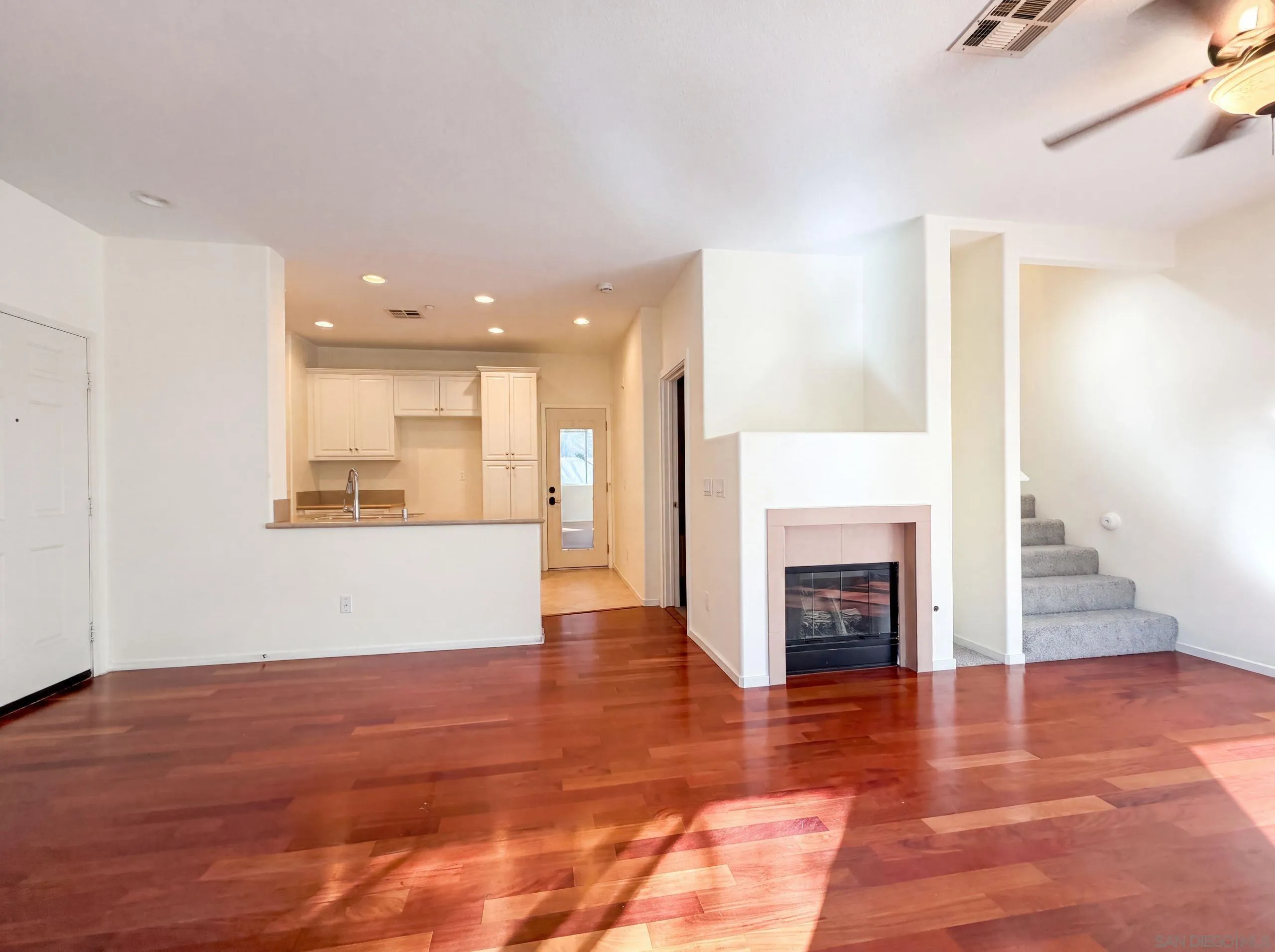 4099 Peninsula, Carlsbad, CA 92010 photo 3