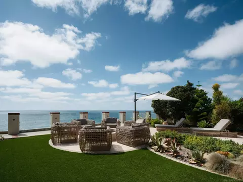 Exterior - 824 Neptune Ave, Encinitas, CA 92024 photo 3 of 8