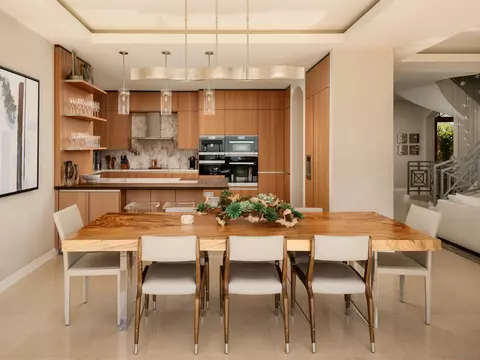 Dining - 824 Neptune Ave, Encinitas, CA 92024 photo 1 of 4