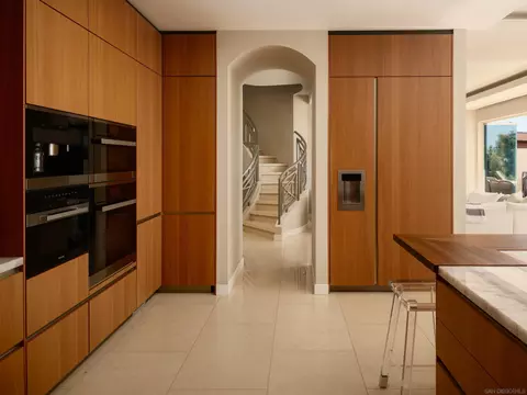 Kitchen - 824 Neptune Ave, Encinitas, CA 92024 photo 3 of 3