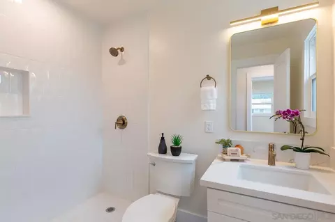 Bath - 3892 Bass St, La Mesa, CA 91941 photo 3 of 3