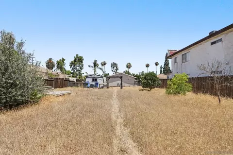Exterior - 1367 E Madison Ave, El Cajon, CA 92021 photo 5 of 6