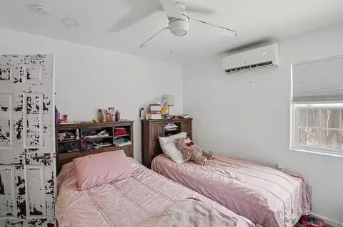 Bedroom - 1367 E Madison Ave, El Cajon, CA 92021 photo 4 of 5