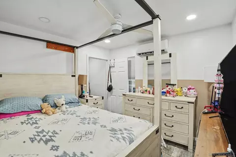 Bedroom - 1367 E Madison Ave, El Cajon, CA 92021 photo 1 of 5