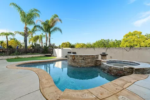 24248 Golden Mist Dr, Murrieta, CA 92562