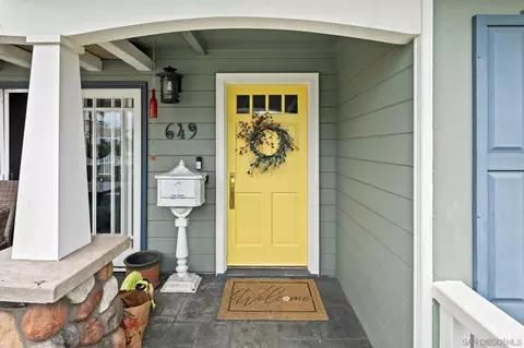 Entry Way - 649 I Ave, Coronado, CA 92118 photo 1 of 4