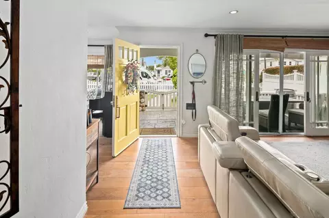 Entry Way - 649 I Ave, Coronado, CA 92118 photo 2 of 4