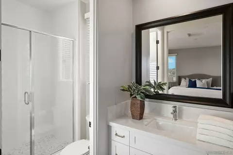 Bath - 3947 Rancho Smt, Encinitas, CA 92024 photo 2 of 2