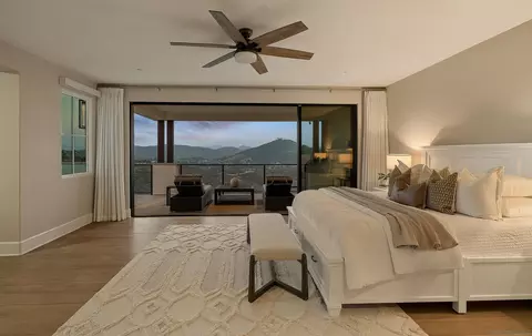 Bedroom - 3947 Rancho Smt, Encinitas, CA 92024 photo 5 of 9