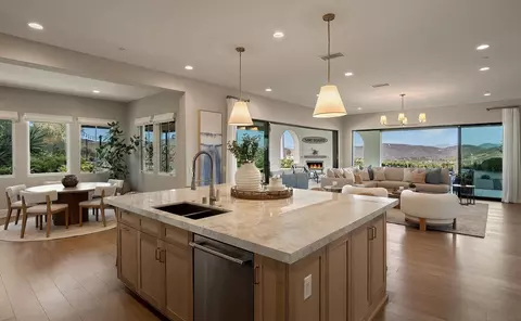 Kitchen - 3947 Rancho Smt, Encinitas, CA 92024 photo 3 of 5