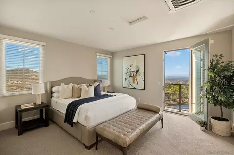 Bedroom - 3947 Rancho Smt, Encinitas, CA 92024 photo 6 of 9
