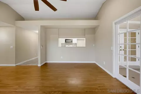 Living - 30559 Moontide, Temecula, CA 92592 photo 5 of 6