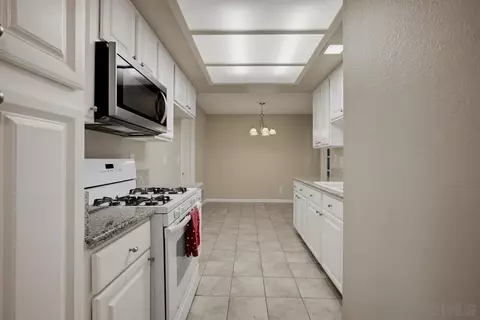 Kitchen - 30559 Moontide, Temecula, CA 92592 photo 1 of 1