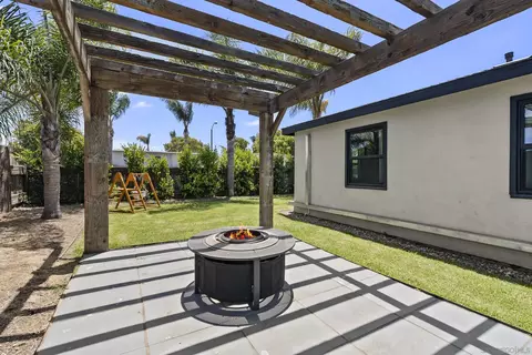 Exterior - 1053 4th St, Imperial Beach, CA 91932 photo 8 of 12