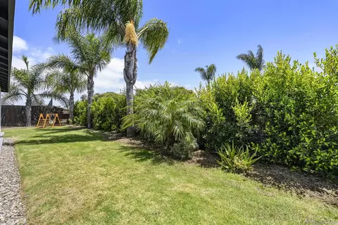 Exterior - 1053 4th St, Imperial Beach, CA 91932 photo 5 of 12