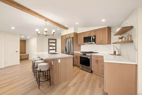 10111 Pinnacle, La Mesa, CA 91941 photo 6
