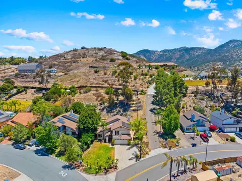 View/Area - 9193 Vista Entrada, Lakeside, CA 92040 photo 7 of 16