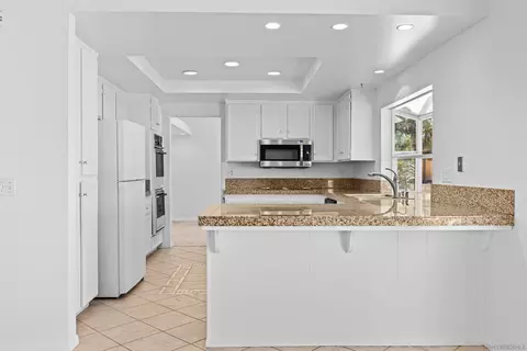 Kitchen - 9193 Vista Entrada, Lakeside, CA 92040 photo 1 of 5