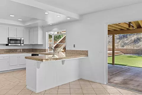 Kitchen - 9193 Vista Entrada, Lakeside, CA 92040 photo 2 of 5