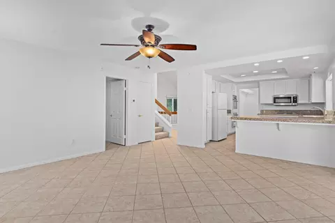 Living - 9193 Vista Entrada, Lakeside, CA 92040 photo 4 of 7