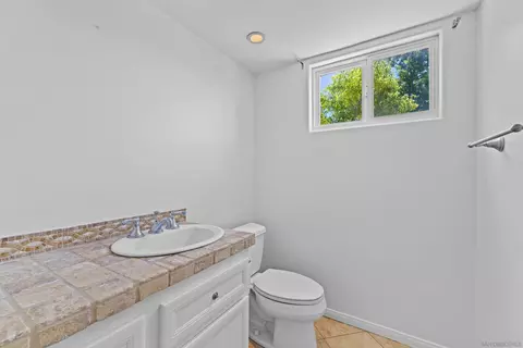 Bath - 9193 Vista Entrada, Lakeside, CA 92040 photo 1 of 6