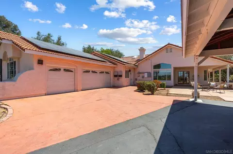 579 Alpine Trail Rd, Alpine, CA 91901 photo 8