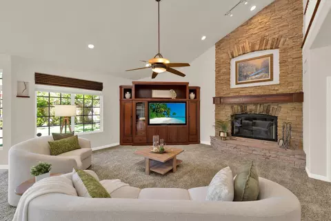 Living - 14025 High Sierra Rd, Poway, CA 92064 photo 2 of 4
