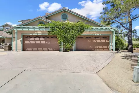 Exterior - 14025 High Sierra Rd, Poway, CA 92064 photo 17 of 18