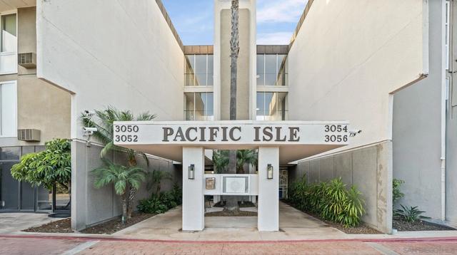 3050 Rue Dorleans #423, San Diego, CA 92110