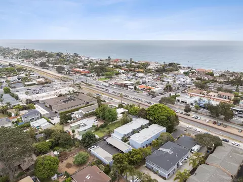 View/Area - 981 N Vulcan Ave #7, Encinitas, CA 92024 photo 7 of 8