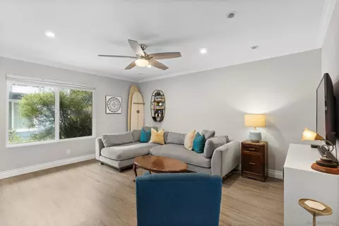 Living - 981 N Vulcan Ave #7, Encinitas, CA 92024 photo 2 of 3