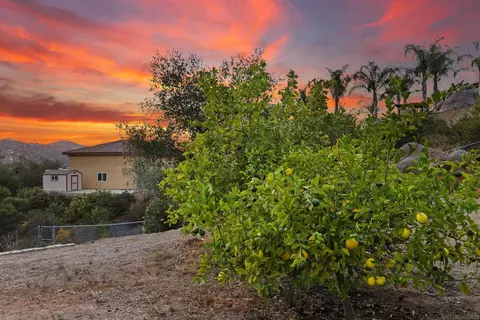 Exterior - 1829 Via Corina, Alpine, CA 91901 photo 11 of 14