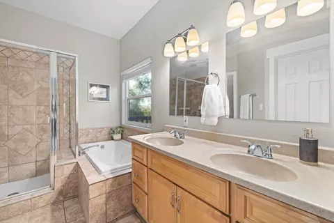 Bath - 1829 Via Corina, Alpine, CA 91901 photo 4 of 4