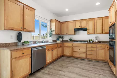 33450 Dolomite St, Menifee, CA 92584 photo 8