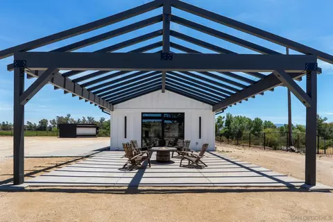 36051 E Benton Rd #1, Temecula, CA 92592 photo 3