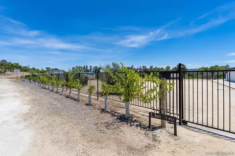 36051 E Benton Rd #1, Temecula, CA 92592 photo 18