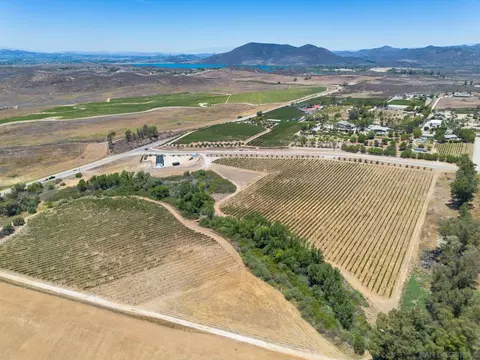 36051 E Benton Rd #1, Temecula, CA 92592 photo 1