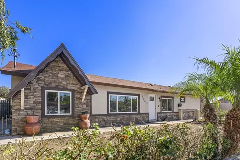 9003 Davenrich St, Spring Valley, CA 91977