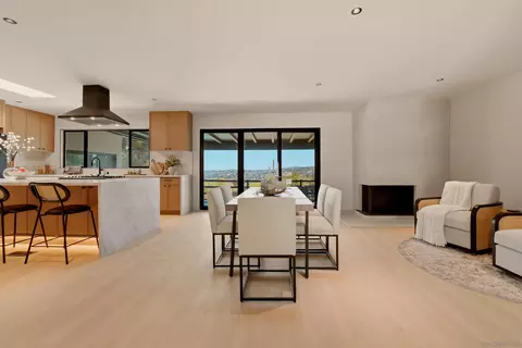 Dining - 4222 Helix Del Sur, La Mesa, CA 91941 photo 2 of 4