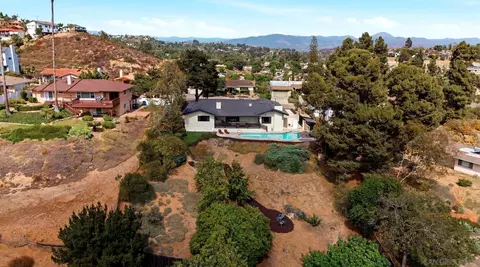 View/Area - 4222 Helix Del Sur, La Mesa, CA 91941 photo 3 of 3