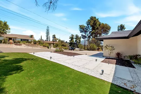 Exterior - 4222 Helix Del Sur, La Mesa, CA 91941 photo 8 of 9